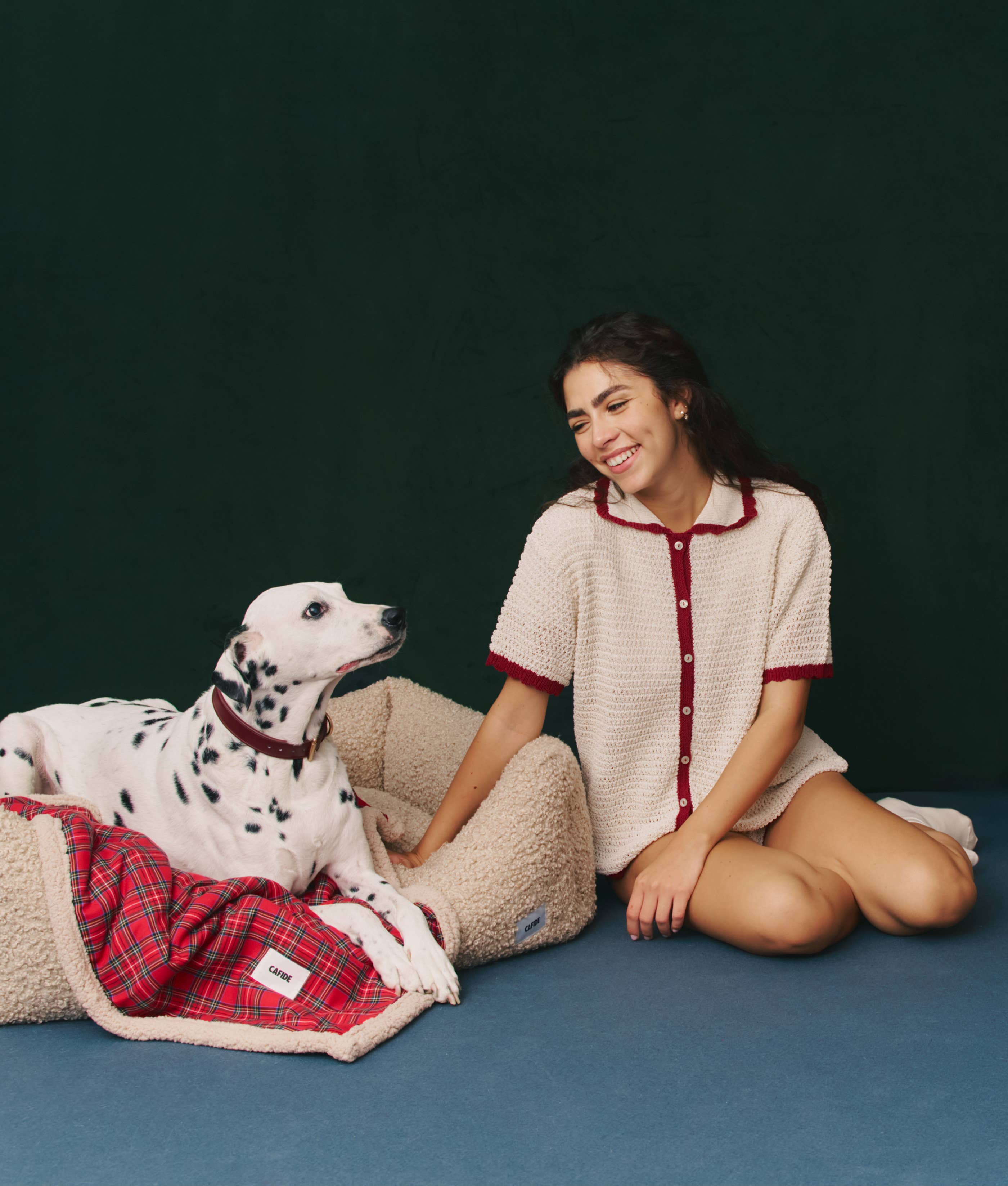 Panier Vicky - Lit pour chien en bouclette beige